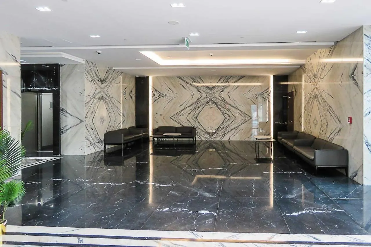 Oyo 860 Studio Apartment, Maya Tower 4, Jumeirah Village Triangle 0*, Dubai